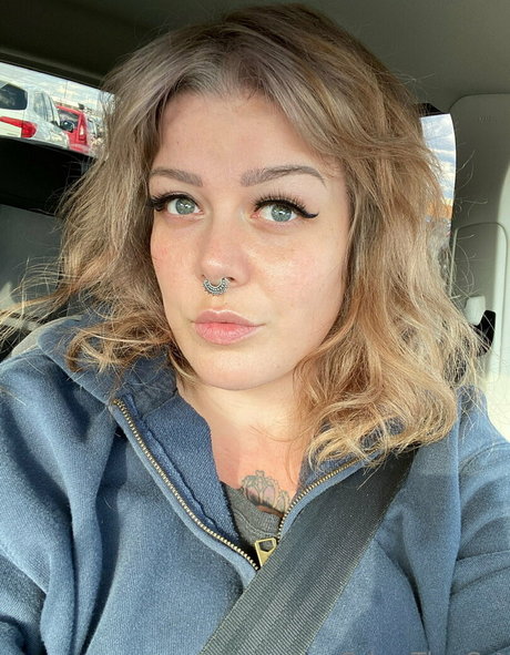 college-onlyfans sexy hd bild