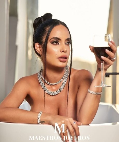 deepthroat teen onlyfans exklusive nette galerie