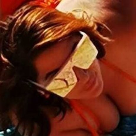 Onesarahhh perfekte top archiv