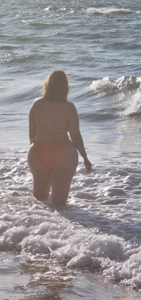 Onesarahhh nackt porno galerien