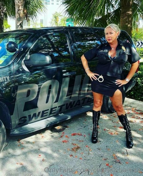 milf-cosplay-onlyfans exklusive erotische galerie