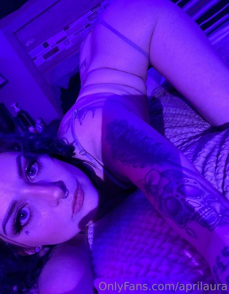 aprilaura kunst porno galerien