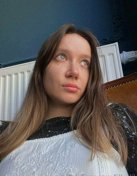 lilly lil heiße nacktheit bilder