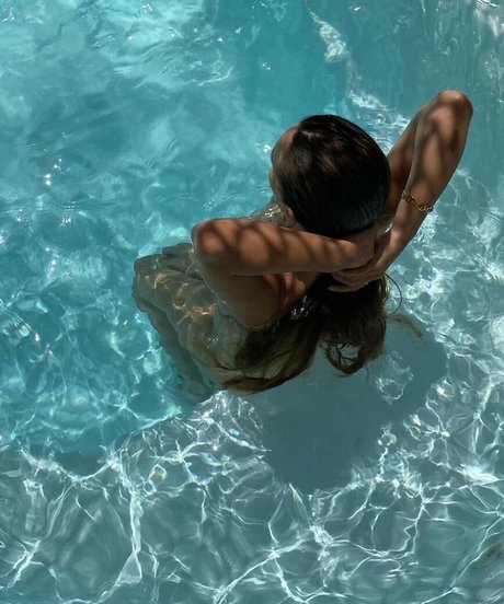 Claire Molin kunst nacktheit bilder