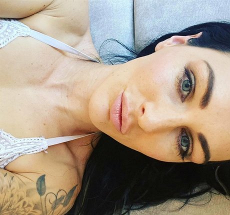 beliebte asiatische onlyfans nackt freie galerien