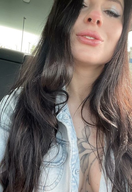 schwarze lehrer-onlyfans hübsche schöne bild