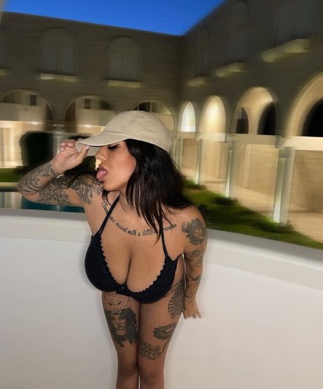 cheerleader nackt onlyfans erwachsene kunst bilder