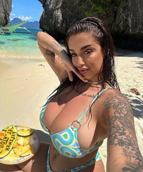 May Bakshi erwachsene schöne galerie