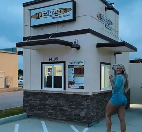 Jordan Elizabeth heiße xxx bild