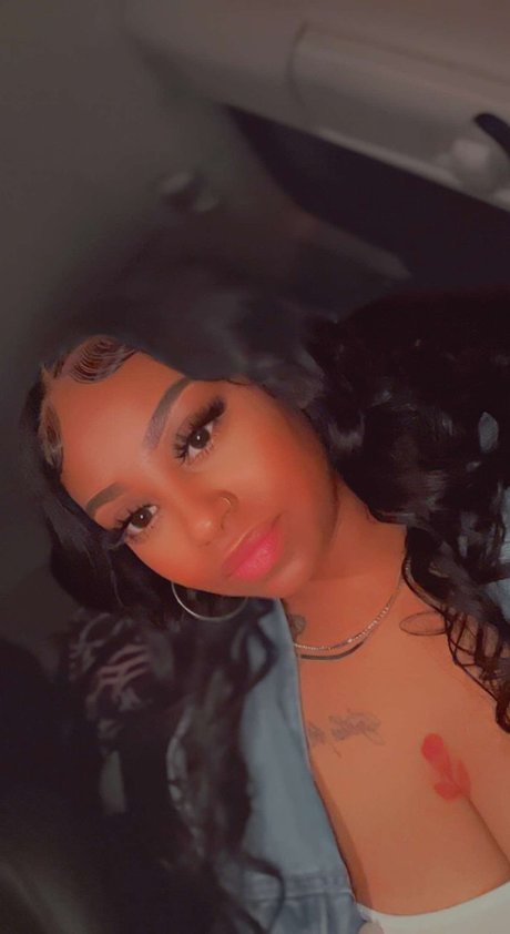 college-onlyfans nackt hübsche fotos