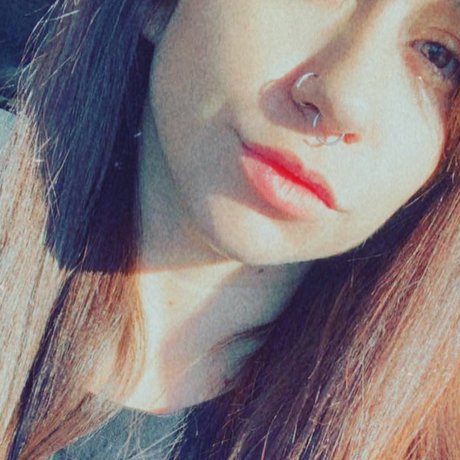 Beauty Breaking pornostar nackt fotos