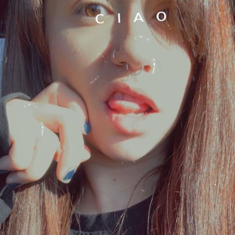 Beauty Breaking model kunst galerie