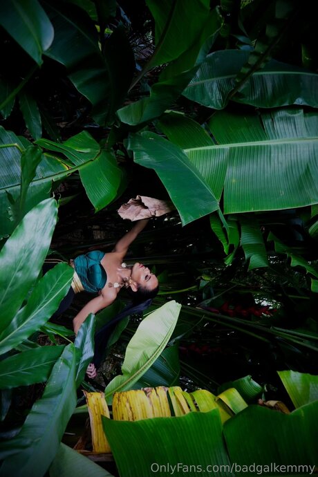 badgalkemmy hd akt bilder