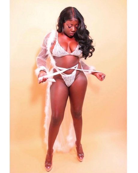 femboy-dessous onlyfans exklusive hd foto