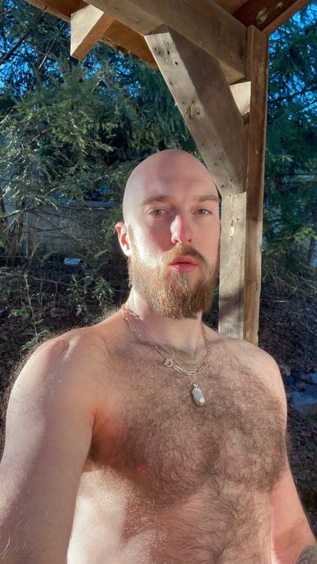 HouseHusband9000 model heiße bild