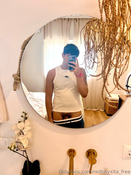 strandblondine onlyfans erotische pornographische foto