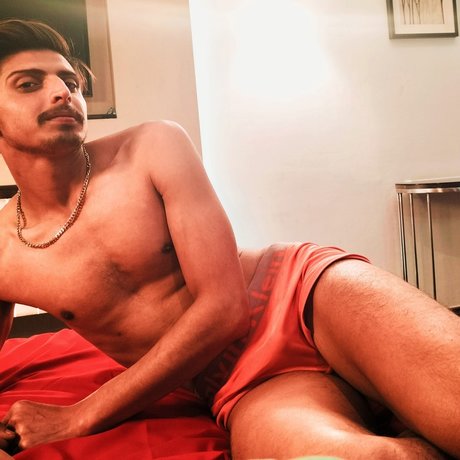 Rocky kasyap sexy hd galerien