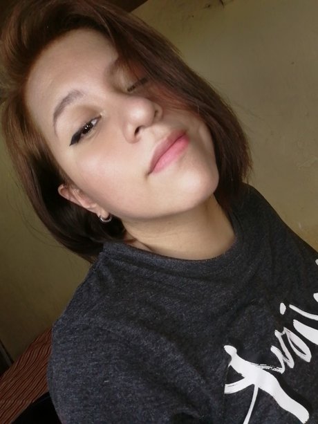 Alessa BIG ASS CUSTOM VC Squ1rts kostenlose kunst galerien