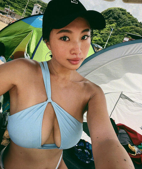 ebenholzmodell onlyfans nackt erotische bild