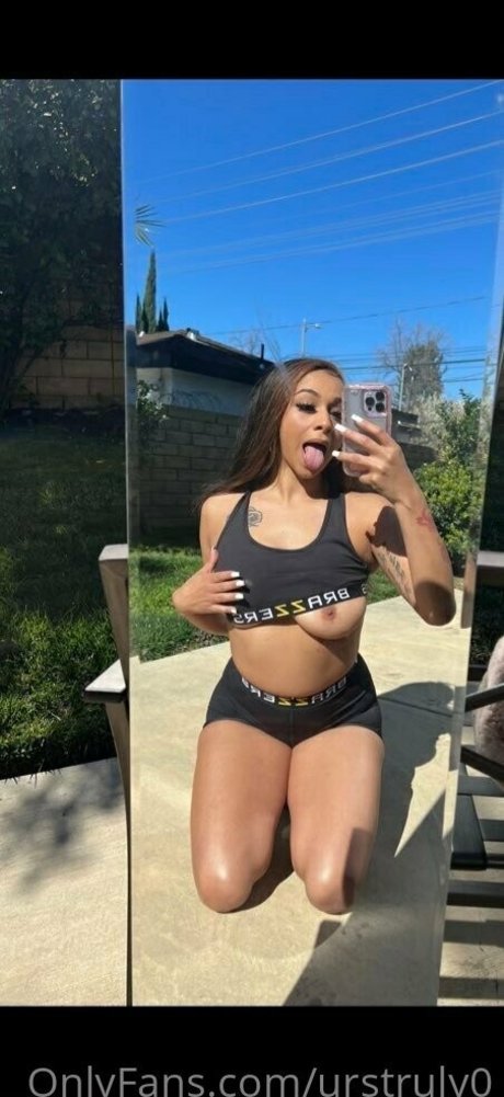 asiatisches teen solo onlyfans kunst schöne fotos