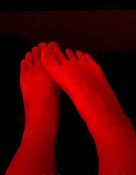 dünne asiatische teenager-onlyfans erotische hübsche fotos