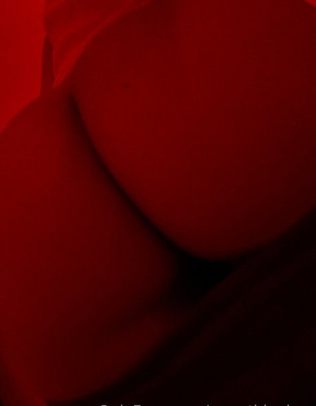 dünne schwarze teenager-onlyfans hübsche galerie