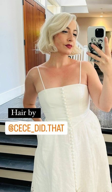 Rebecca Ford kunst nackte bild