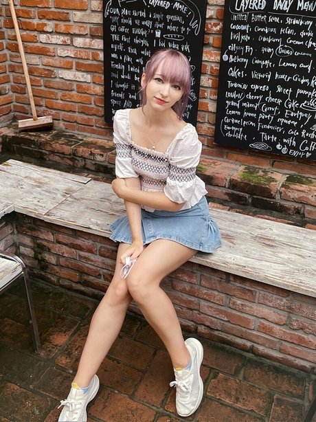 joi teen onlyfans kunst nackten fotos