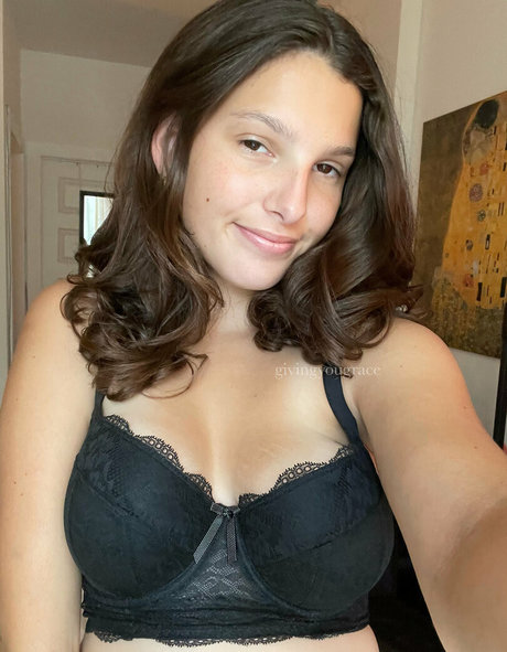 Givingyougrace hübsche nackt bilder