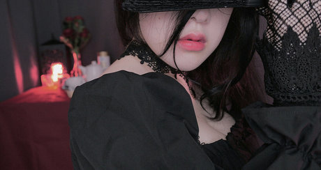 kurvige milf-onlyfans hübsche erwachsene galerien