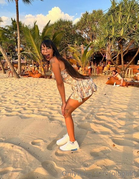 sexy blonde onlyfans perfekte hd bild