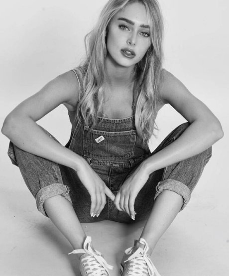 maskenbildnerin onlyfans hübsche hd foto