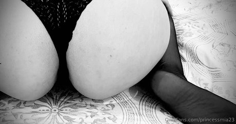 princessmia23 nacktheit pornografische bild