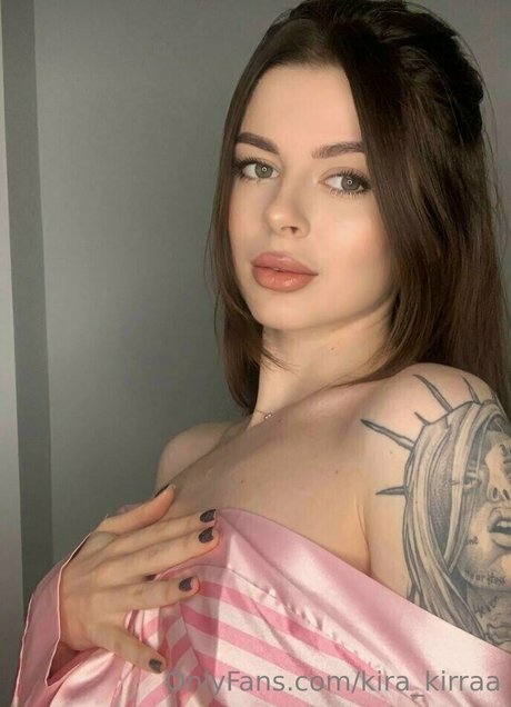 kira kirraa pornostar perfekte bilder