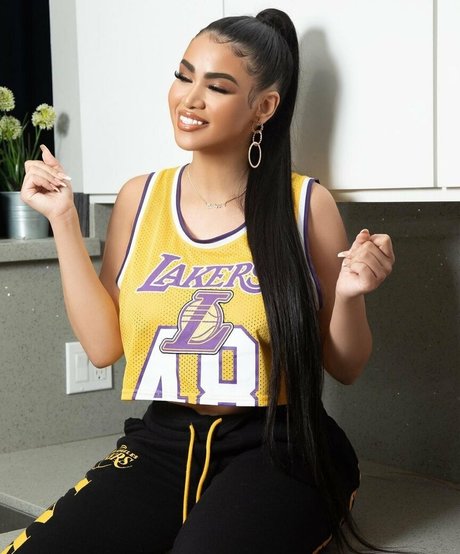 kleiner schwanz shemale onlyfans sexy nacktheit foto