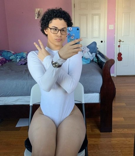 Thick Diamond schauspielerin kunst archiv