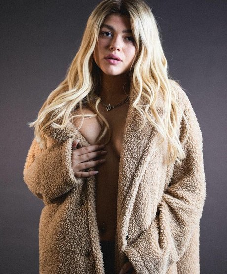 Eden Emma Yulie beste pornostar foto