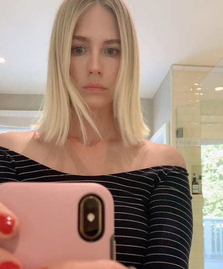 zierliche milf onlyfans beste pornographische bilder