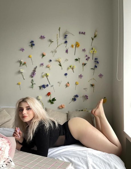 Sveta Sollar freie pornographische galerie