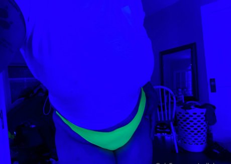 asiatische nackte onlyfans heiße akt bild