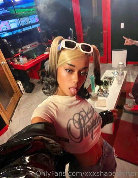 ebenholzmodell onlyfans porno xxx bilder