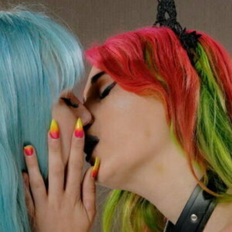 dünne blonde onlyfans nacktheit schöne bilder