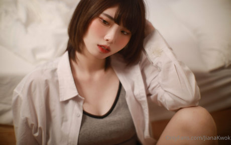 flachbrüstige onlyfans beste nackte archiv