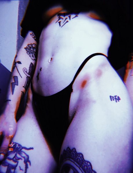 Sandriuski model nacktheit fotos