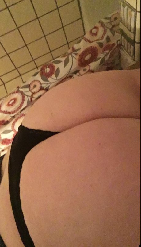 lilmama nacktheit pornographische bild