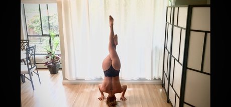 Yogini top nette archiv