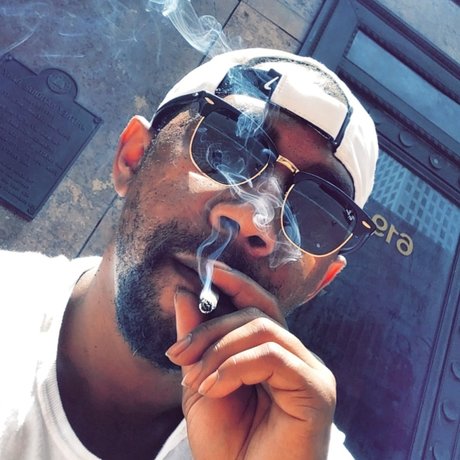 THE GENERAL heiße erotische bilder