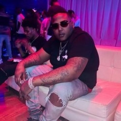 Yung Ceeje nacktheit perfekte archiv