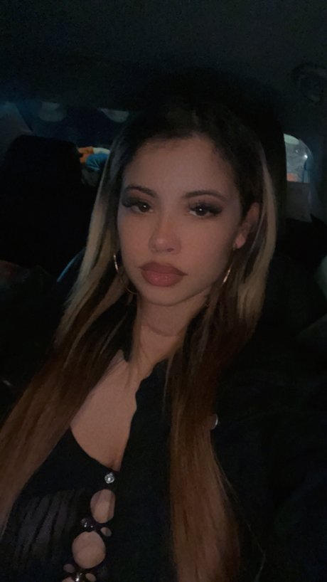 tanga arsch onlyfans kunst nacktheit bild