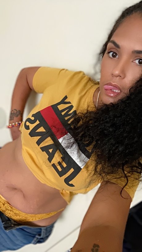 Ms Honeydip nackte pornostar bild